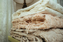 Load image into Gallery viewer, Fringe Tufted Throw Blanket