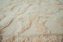 Load image into Gallery viewer, Fringe Tufted Throw Blanket